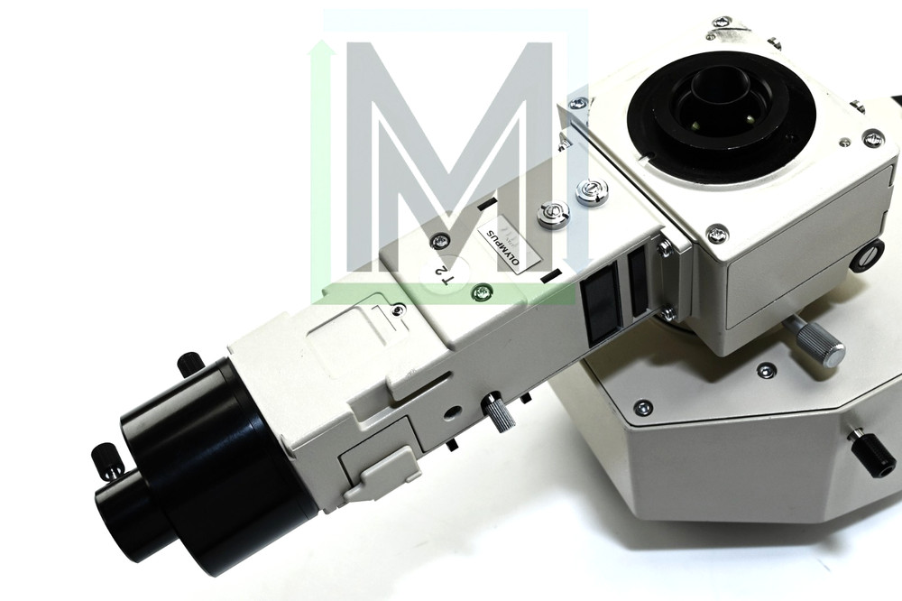 BH2-UMA OLYMPUS REFLECTED LIGHT TRINOCULAR MICROSCOPE BODY + TILTING EYEPIECE