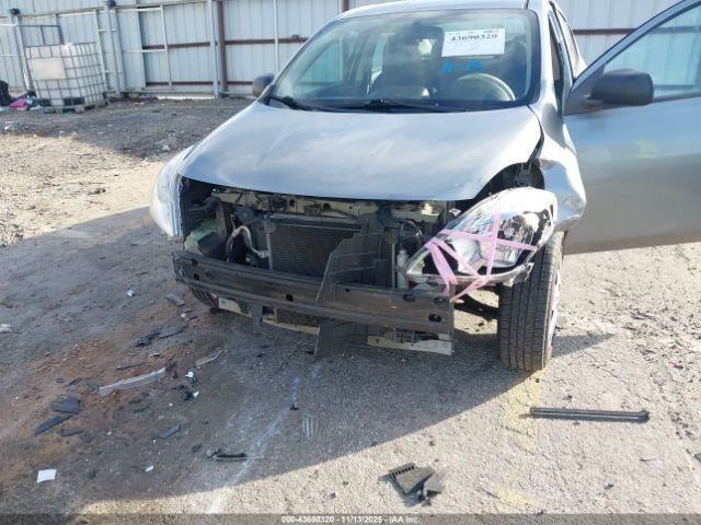 VERSA 2012 Glove Box 4901076