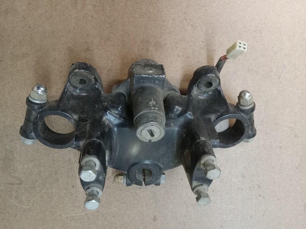 Suzuki GS550 Top Triple Clamp
