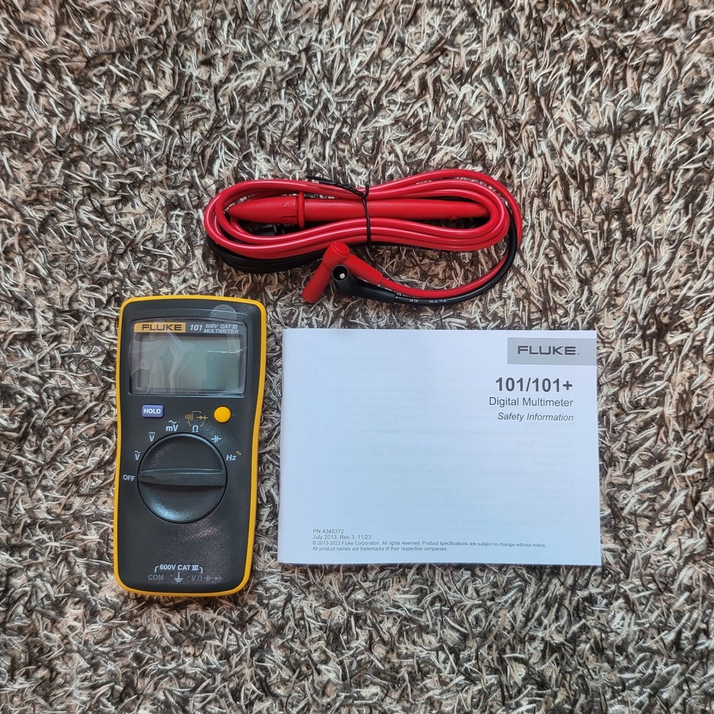 FLUKE 101 Basic Digital Multimeter Pocket Portable Meter AC DC Volt Tester