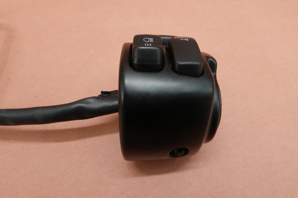 2000 - 2006 Harley Davidson Heritage Softail FLSTCI Left Headlight Bar Switch