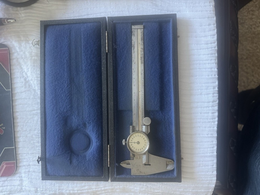 Helio Vintage Metalworking Dial Caliper – Precision Tool with Storage Case
