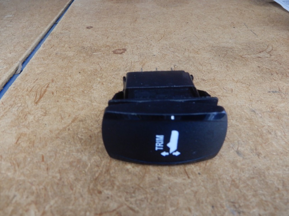 Skeeter boats BOW TRIM SWITCH ROCKER 16170465
