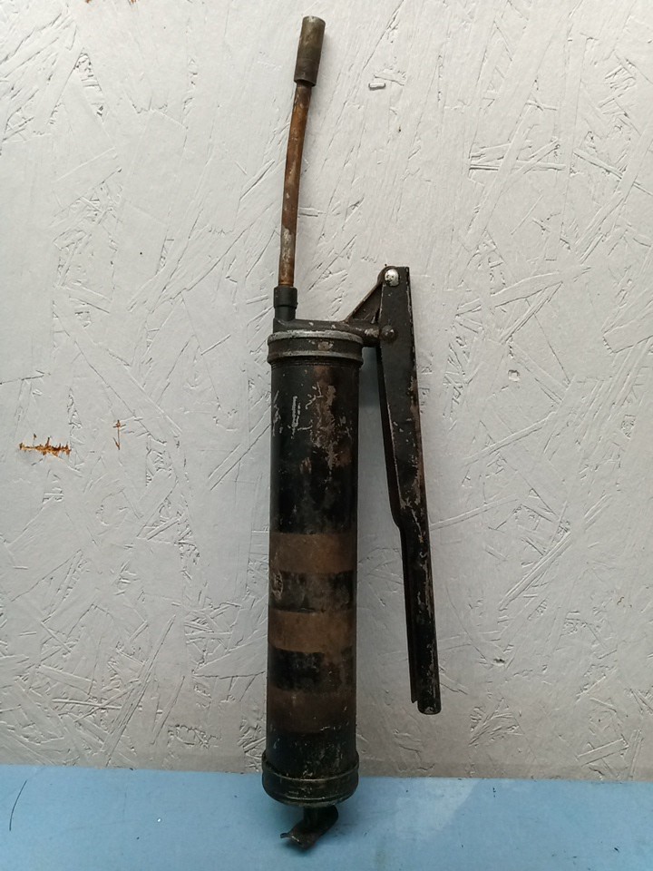 Plews Grease Gun (LL)