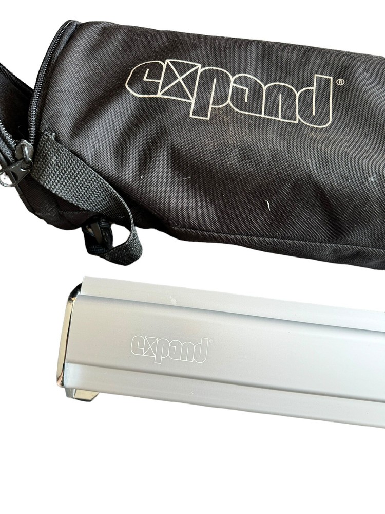 EXPAND MEDIA Banner 34”W