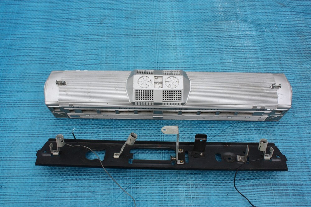 Lionel – 400 B&O Body & Frame EX Condition