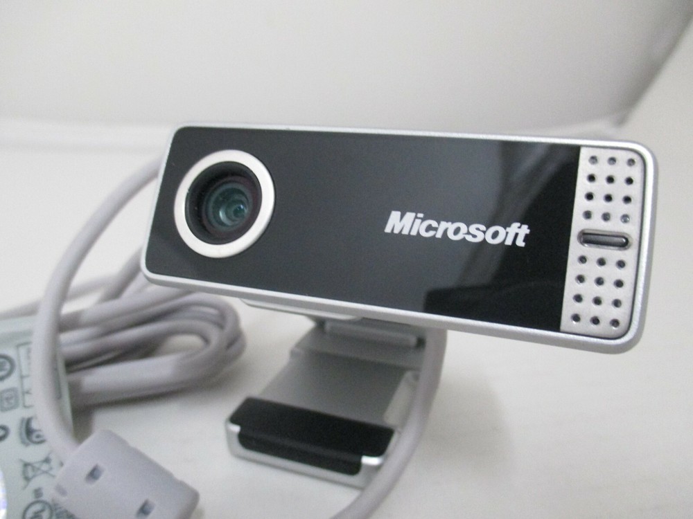 MICROSOFT LIFECAM VX-7000 WEBCAM WITH BUILT-IN MICROPHONE 1121