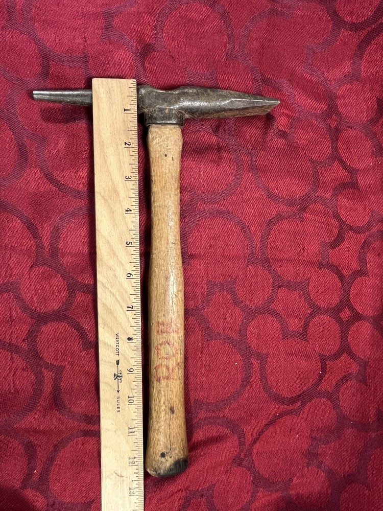 Vintage Atlas Mohawk 7.5” Rock Pick Axe Original Handle Solid -- 9486