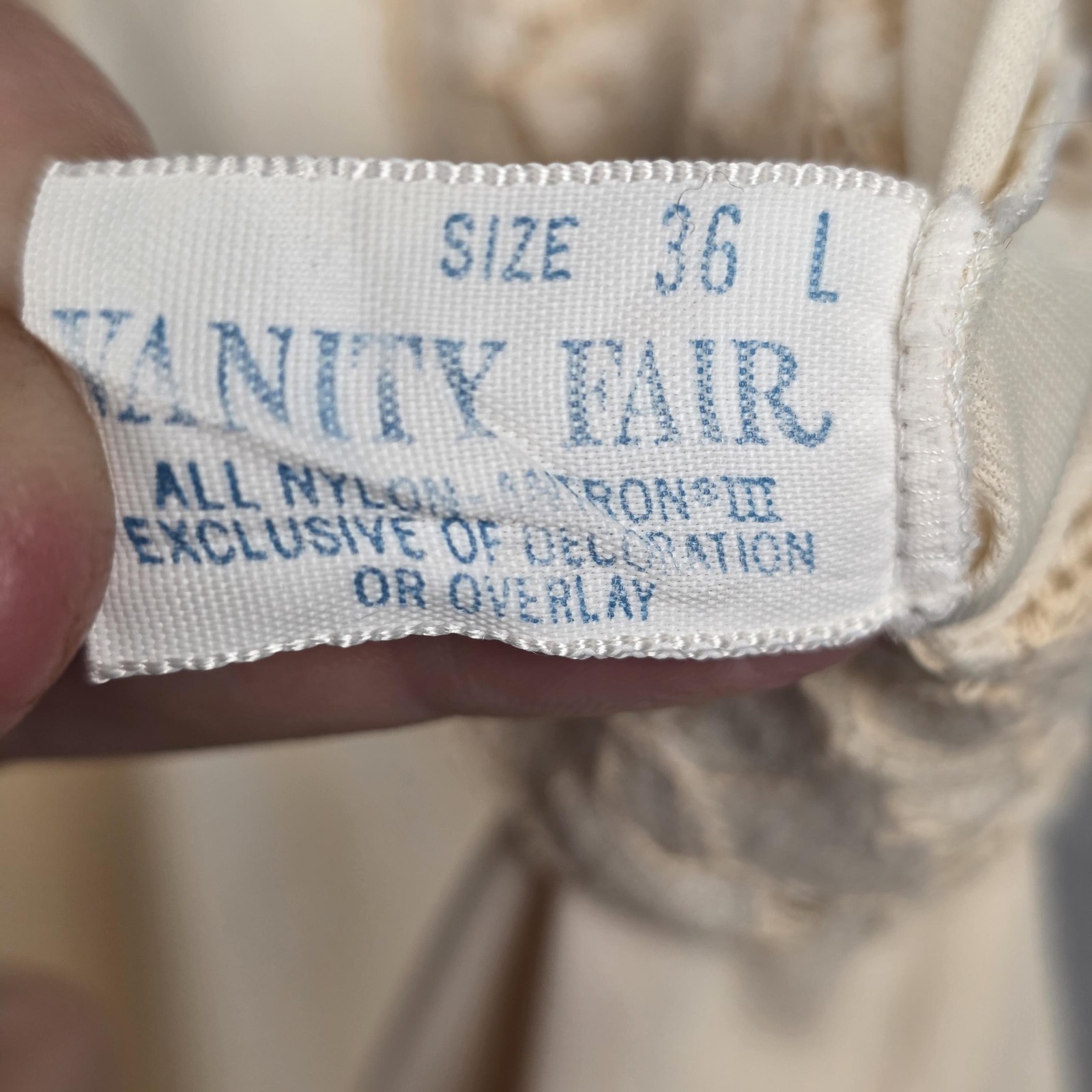 Vintage Vanity Fair Slip Dress Womens Large White Nylon Lace Trim Lingerie 90s