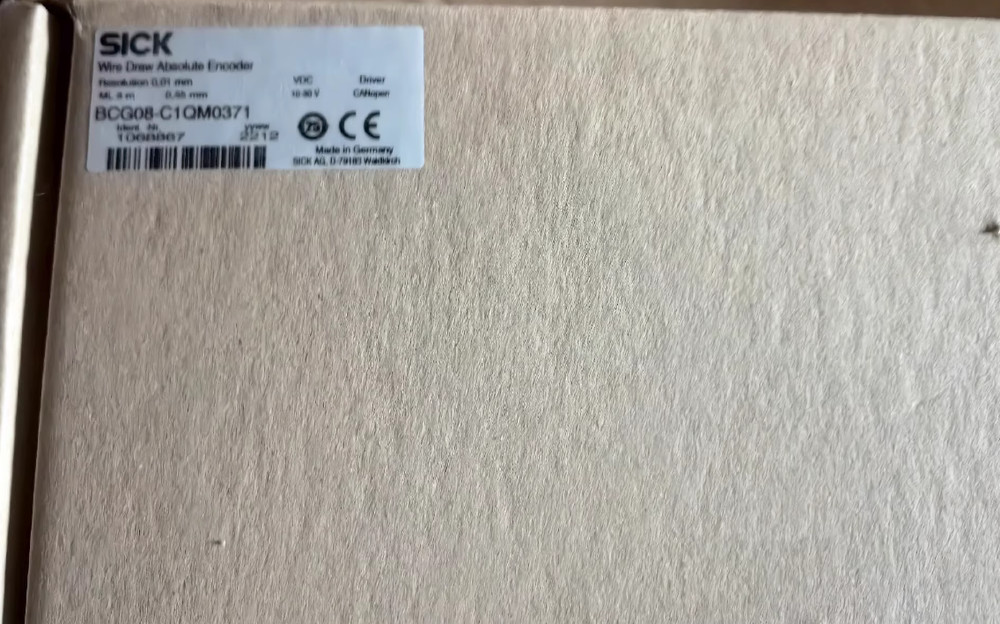 1pcs SICK BCG08-C1QM0371 1068867 Pull Cord Encoder