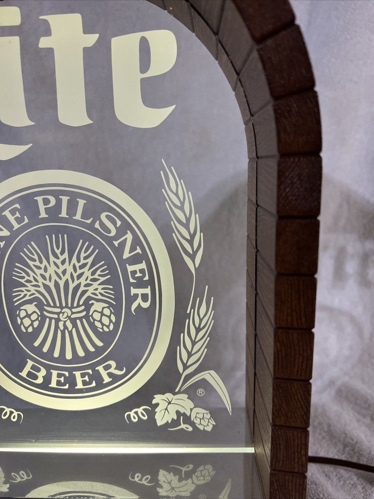 MILLER LITE BEER LIGHTED SIGN & DIGITAL CLOCK 8 1/2 x13”