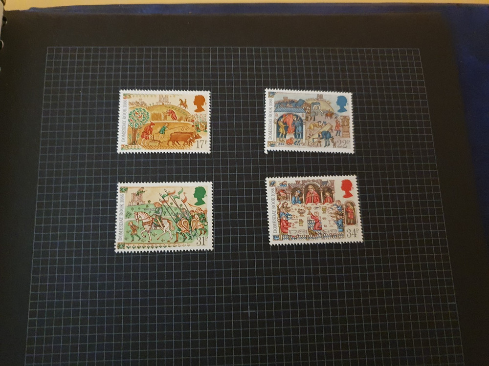 LANCASTER ROSE STAMP ALBUM CONTAINING APPROX 50 MINT GB COMMEMORATIVE SETS #3240