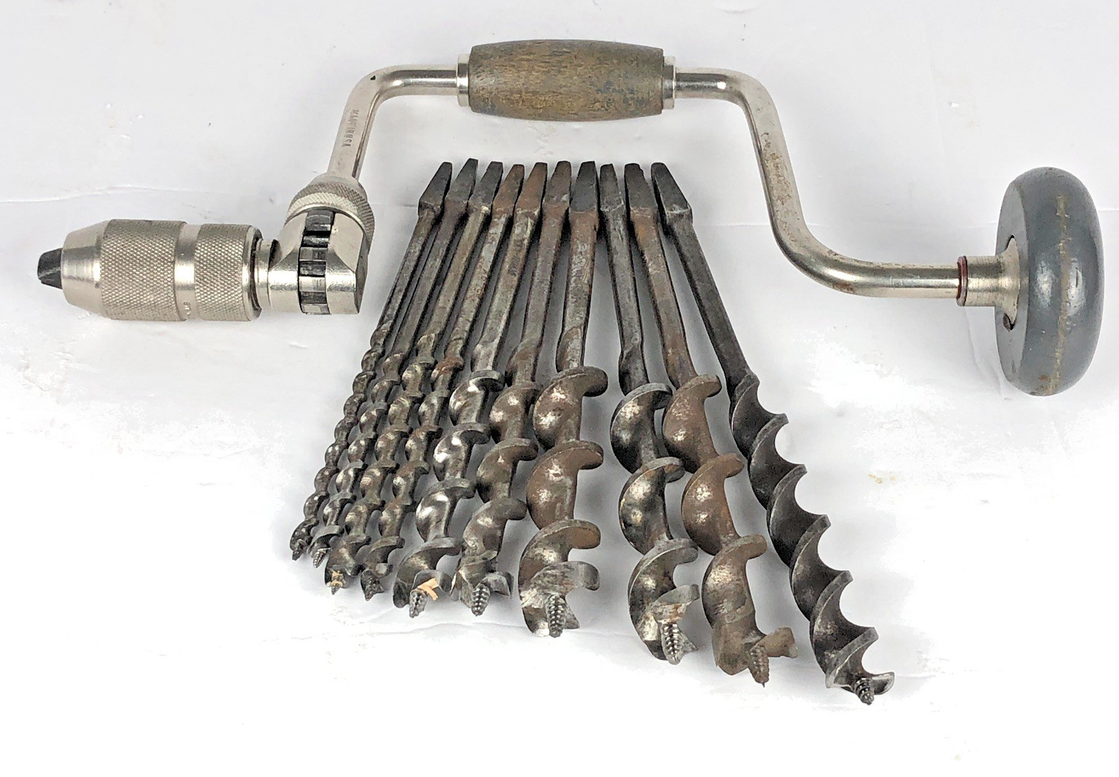 Stanley Ratcheting Hand Drill Brace No. H1253 w/ 10 Auger Drill Bits