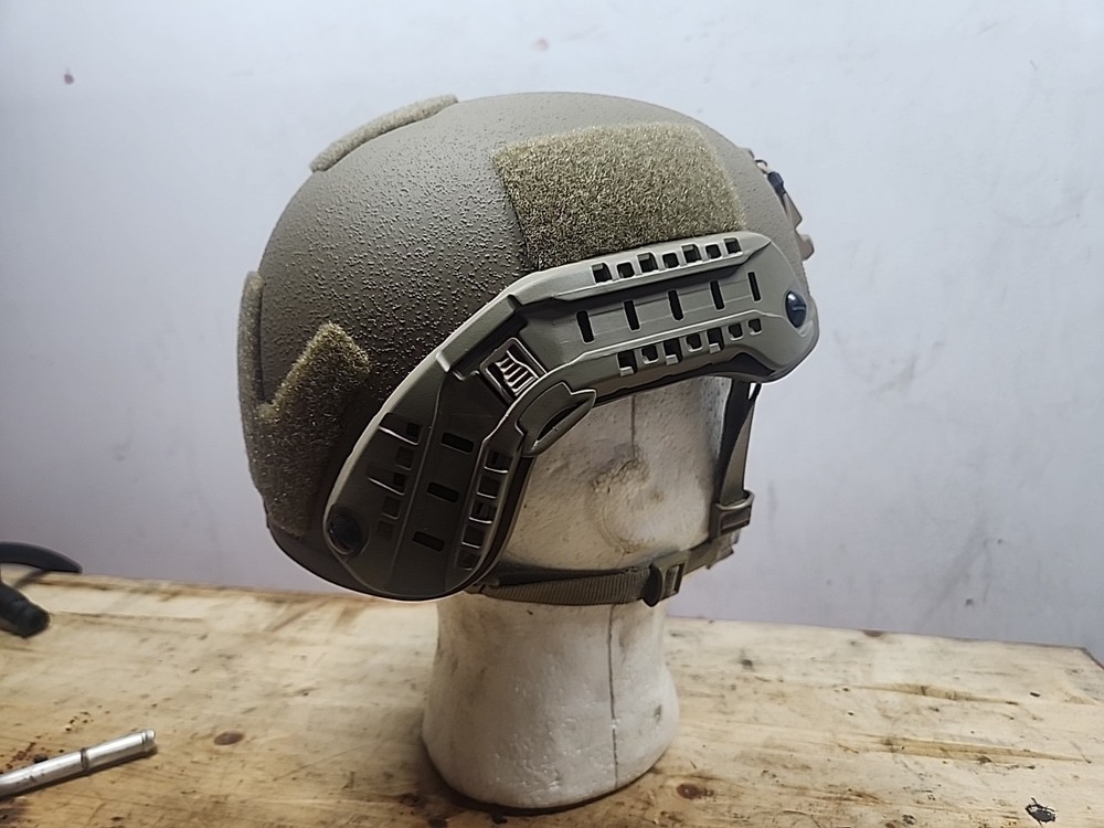 USMC GENTEX HELMET, HIGH CUT, SIZE LARGE