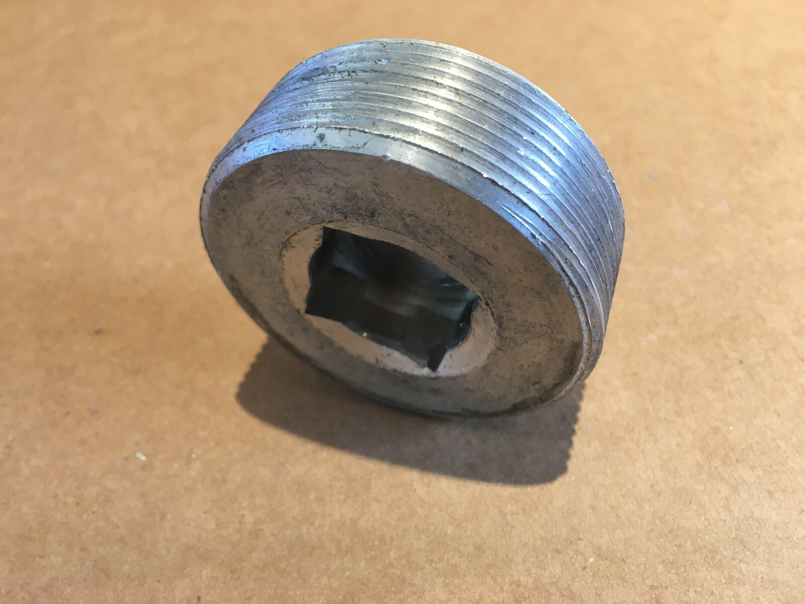 APPLETON PLG-200A 2" ALUMINUM RECESSED PLUG, THREADED, CONDUIT