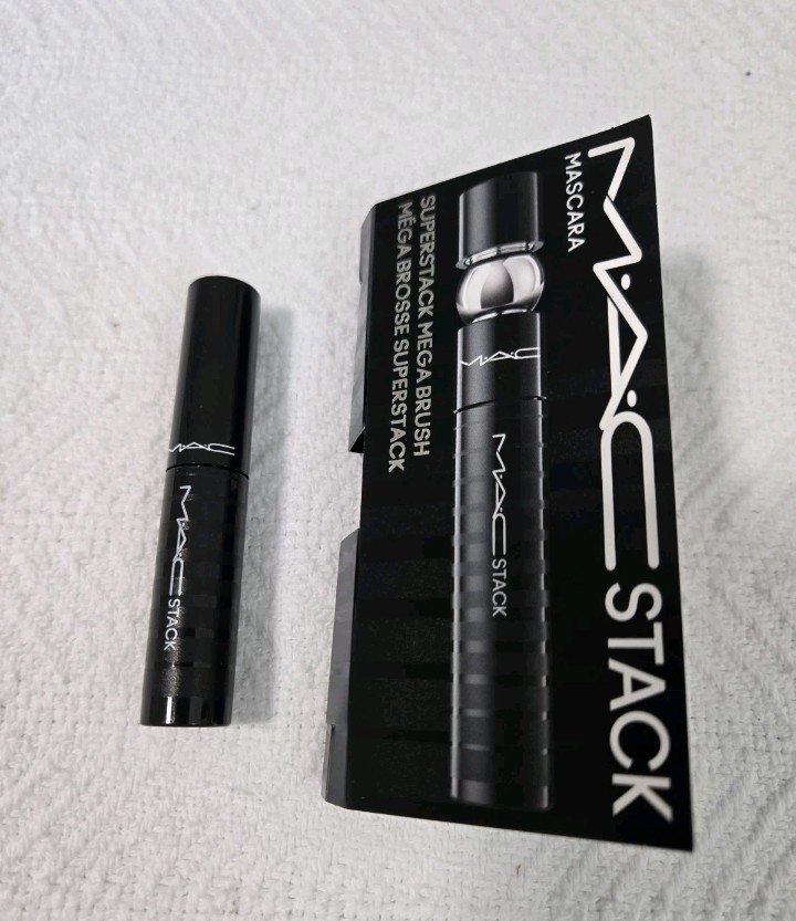 MAC Cosmetics 5 Piece Gift Set MACStack Mascara Fix+ Hyper Real Balm & Cleanser