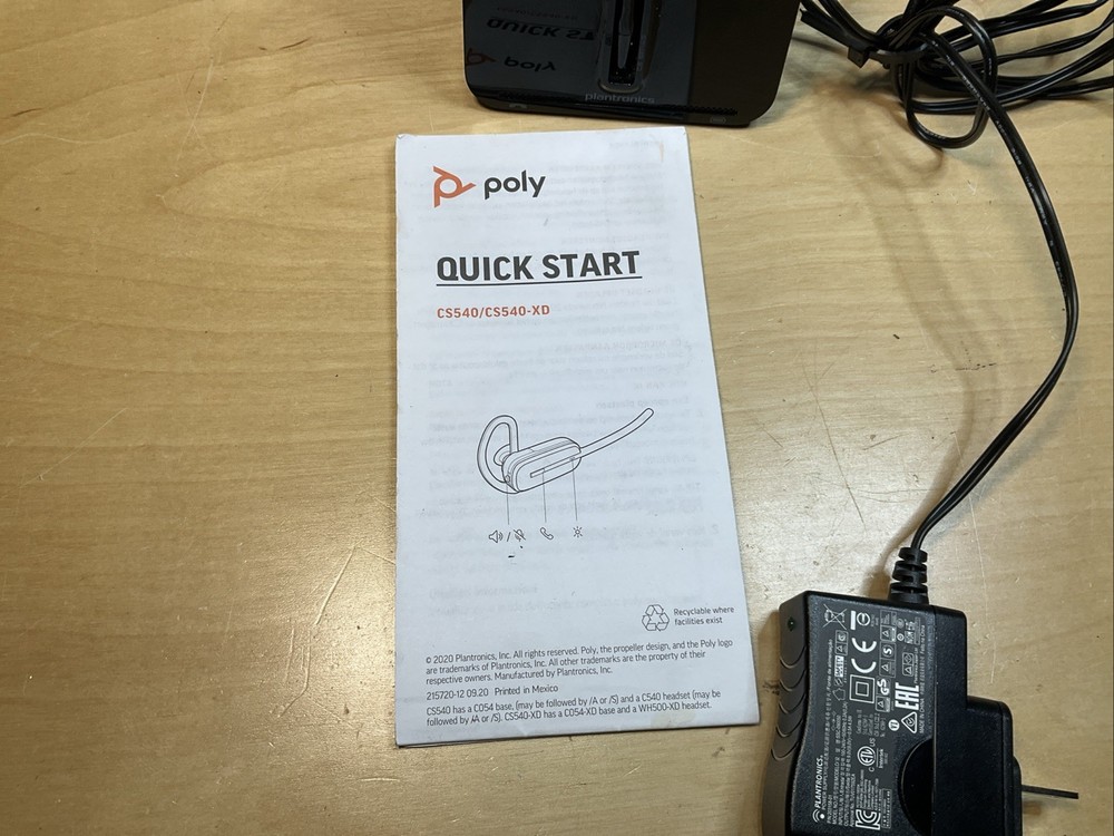 Plantronics C054A Base + WH500 WIRELESS HEADSET Bluetooth