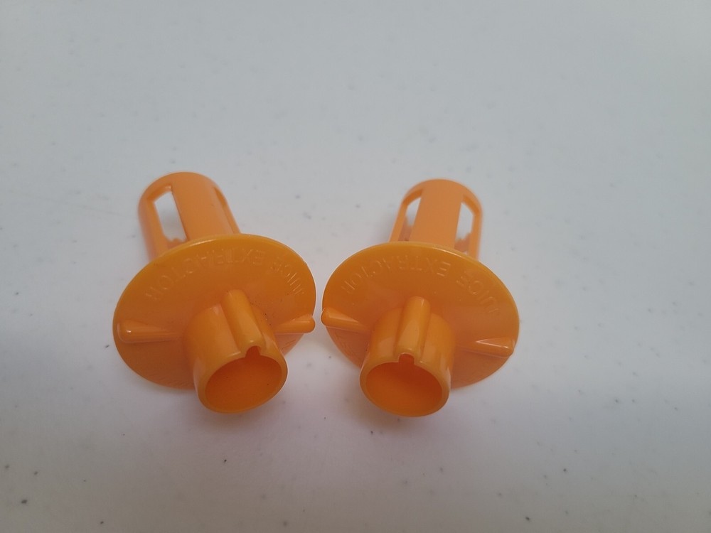 Two (2) Worlds Smallest Juice Extractor Plastic Kitchen Tool Orange Gadget
