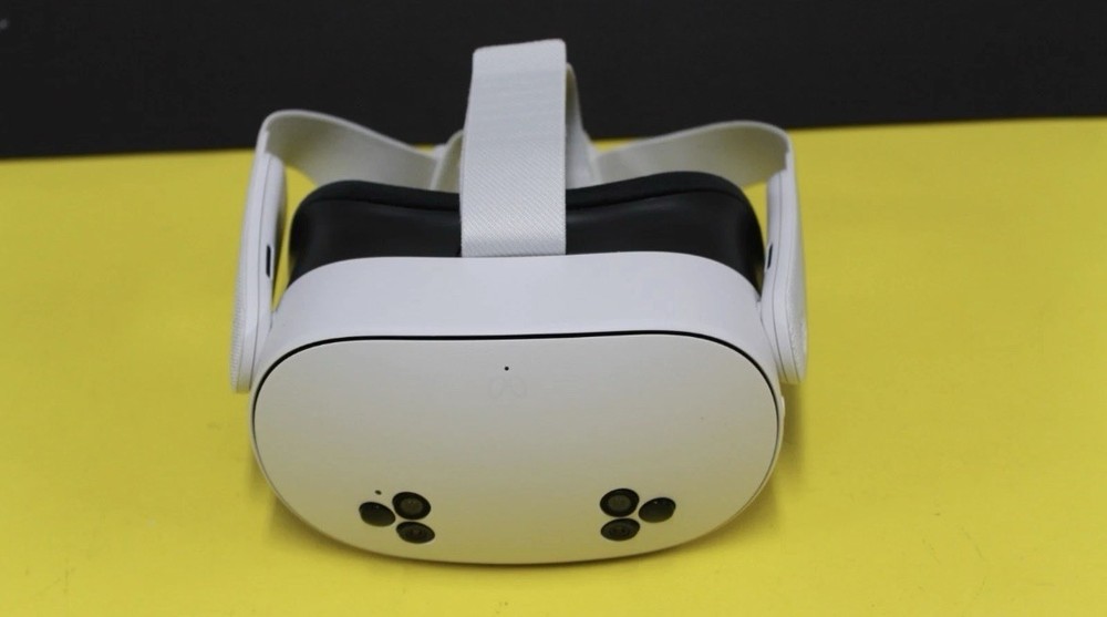 Excellent Standalone Replacement Meta Quest 3S 128GB Headset ONLY No Controllers