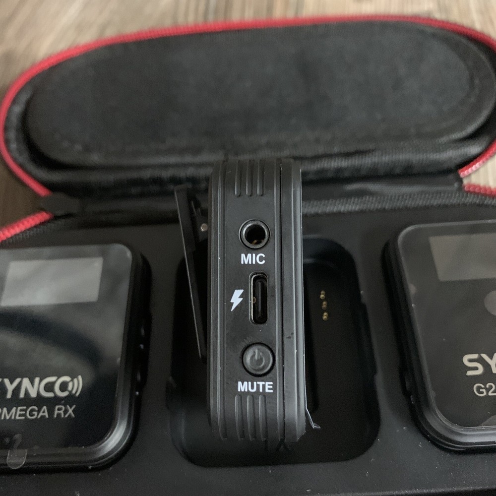 SYNCO G2A2MEGA Wireless Microphone 8GB Storage For Camera Video Recording