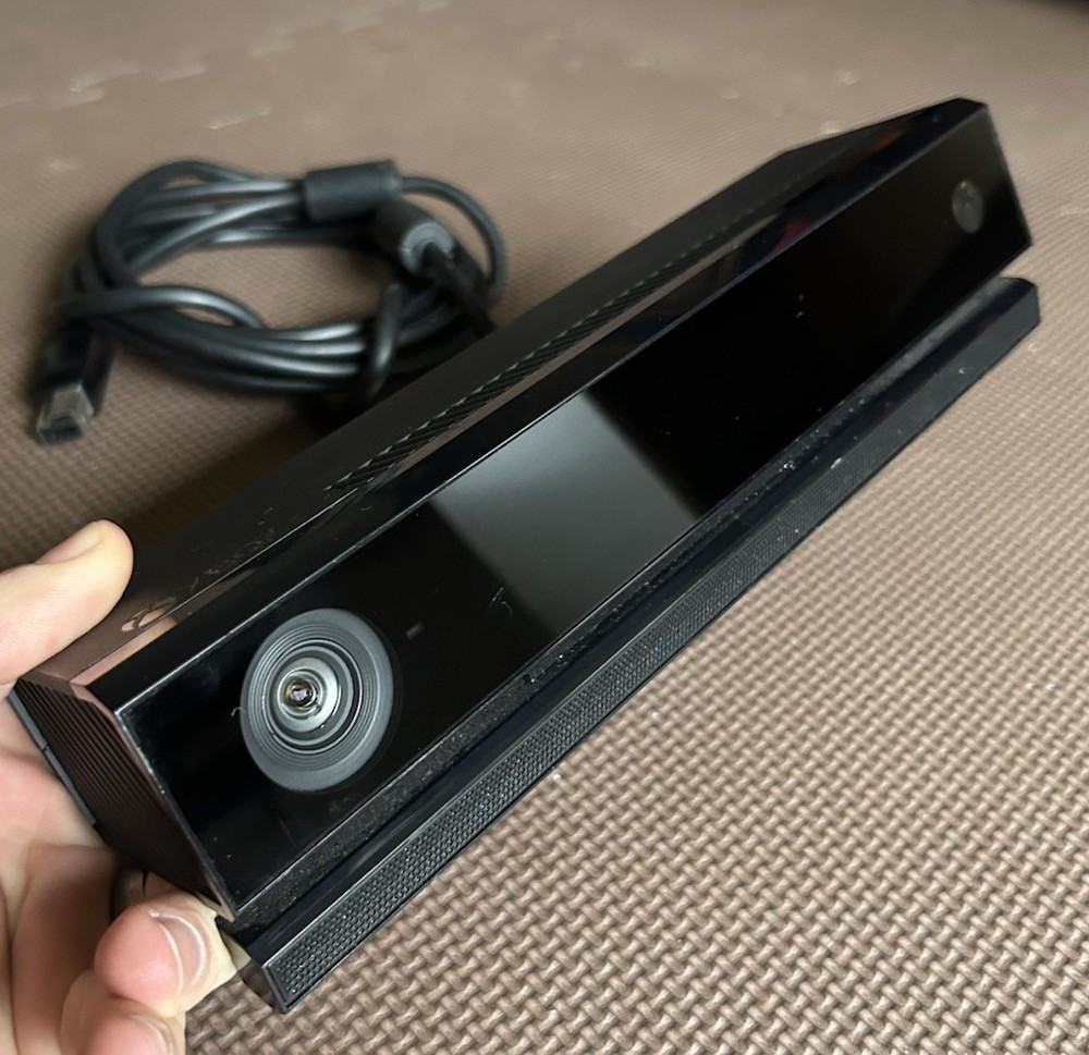 Microsoft Xbox One Kinect Sensor 1520 with Converter/Adapter, tested, works!