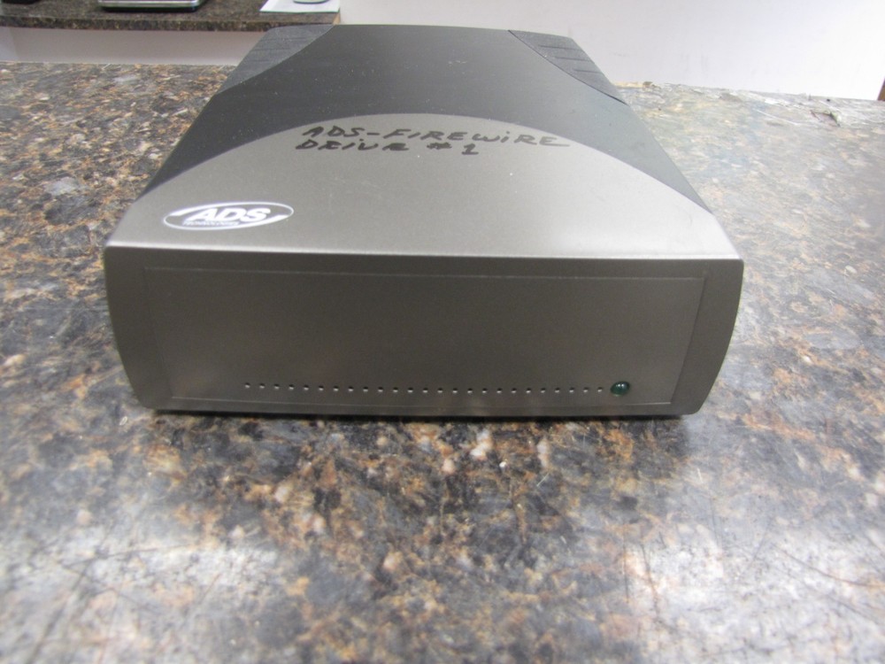 ADS Technologies PYRO 1394 Drive Kit - FireWire + USB 2 MODEL API-800 -HV41