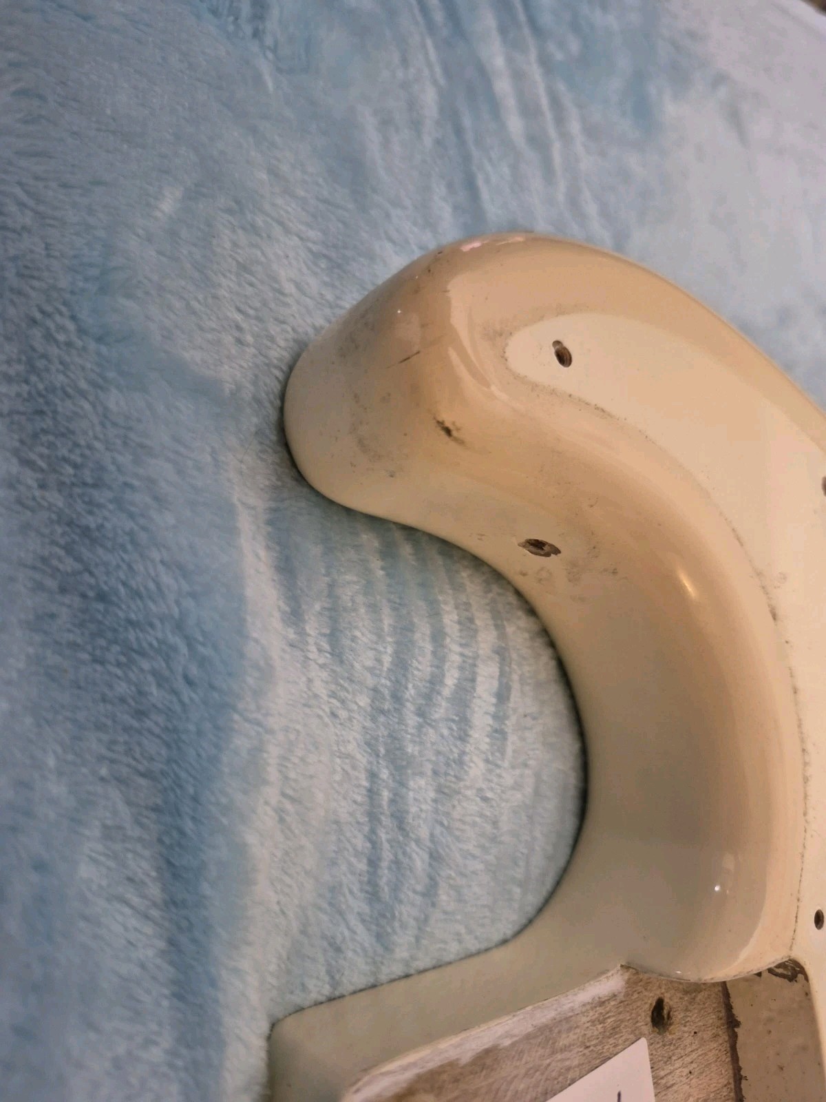 Squier By Fender Stratocaster Strat Electric Guitar Body Arctic White Reliced