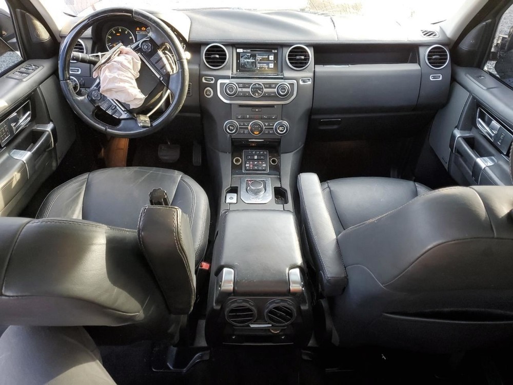 LR4 2016 Glove Box 4915510