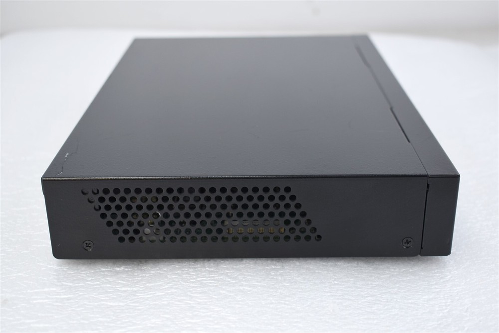 Intel McAfee FW-321 C2 Firewall Internet Security Device