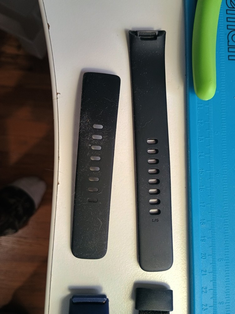 Fitbit Charge 5 black