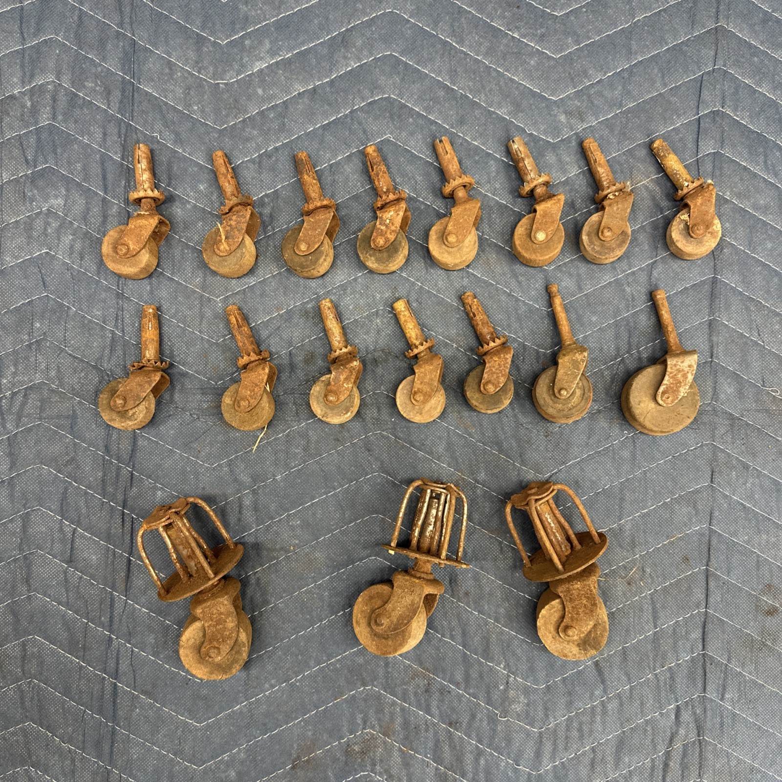 18 Pc Lot Vintage Wooden Caster Wheels - Antique Furniture Hardware