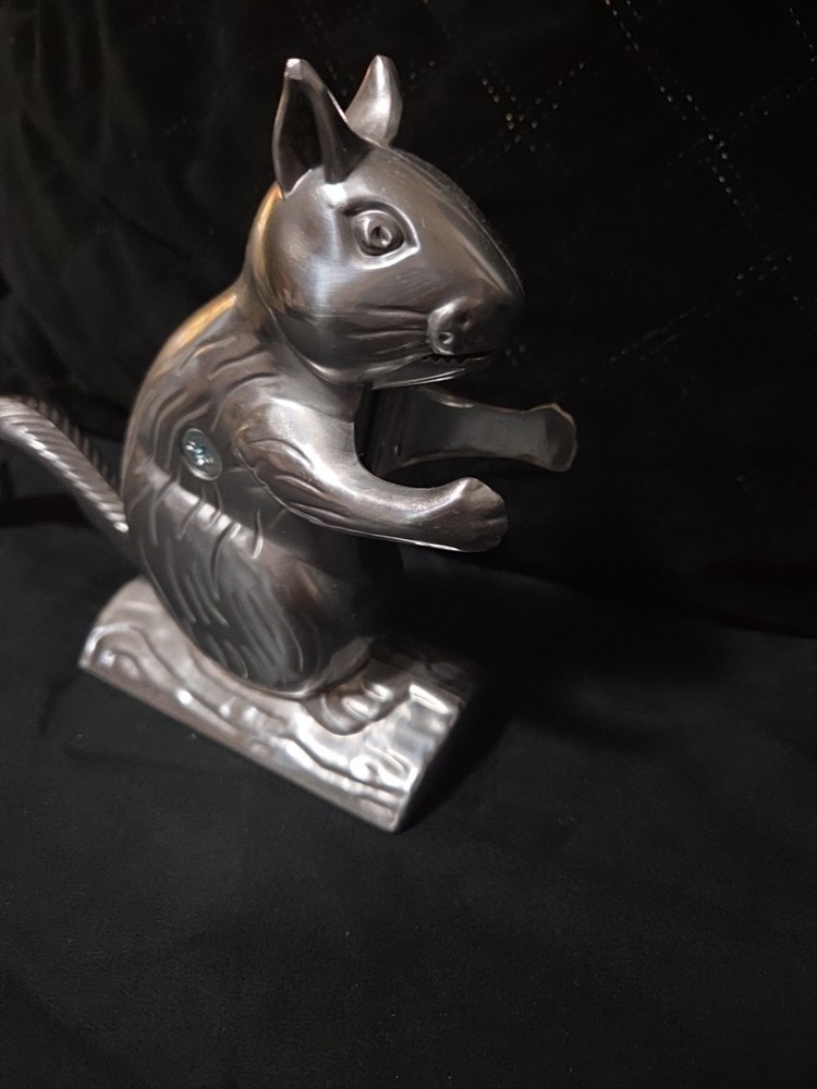 Vintage Cast Aluminum Squirrel Nutcracker with Tail Lever – Rustic Lodge Decor