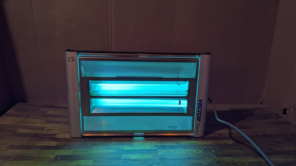 Vector® Plasma Screened SKU:45091613 Fly Trap