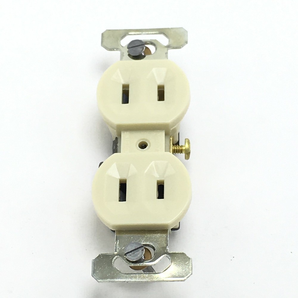 Paulding Ivory Duplex Receptacle Bakelite With Plaster Ears No.142-I