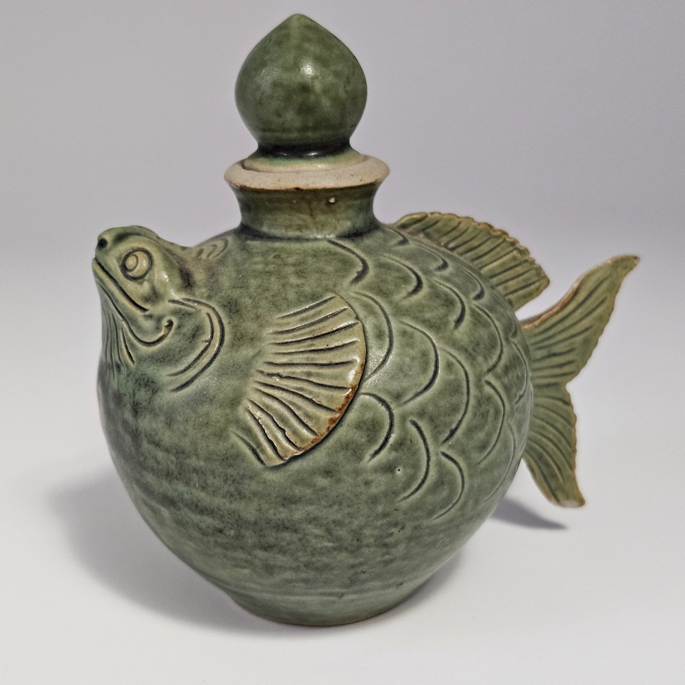 Vintage Celadon Glazed Toad Water Pot 4" H