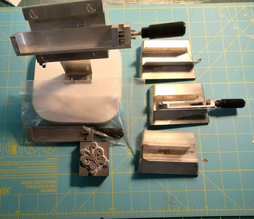Hot foil type holder and stands