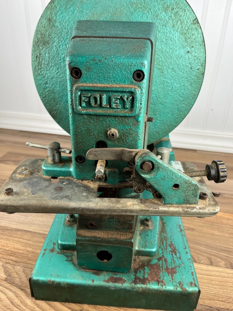 FOLEY AUTOMATIC RETOOTHER MODEL 385 . MOTOR WORKS. MISSING BELT