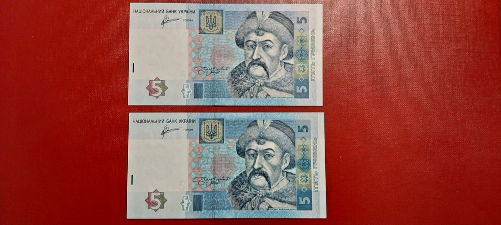 5 hryvna X 2 PCS 2011 UNC