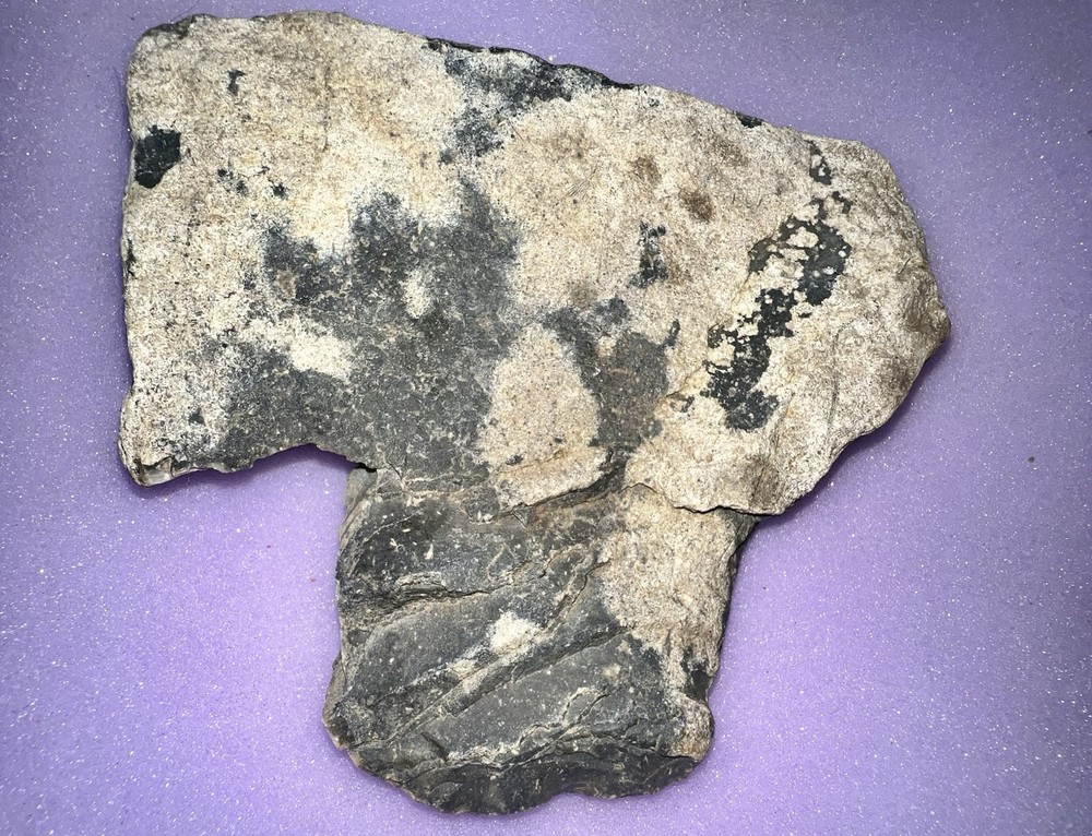 ❤️Heart Shaped Rock Large 1.582 lbs.