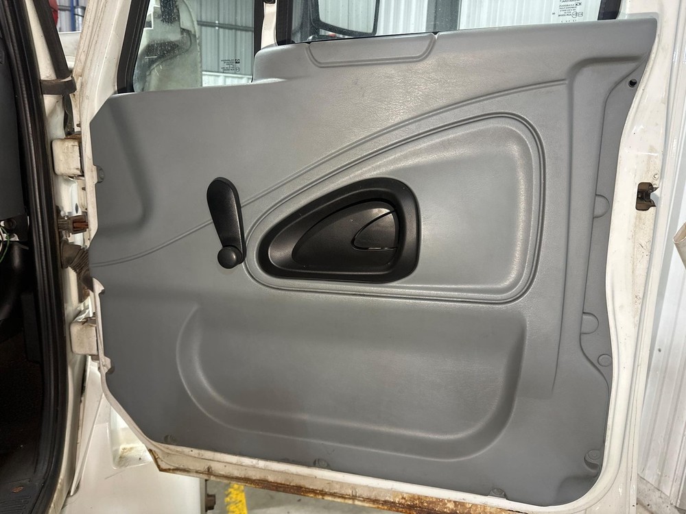 2002-2007 International 4200 Right/Passenger Door, Interior Panel - Used
