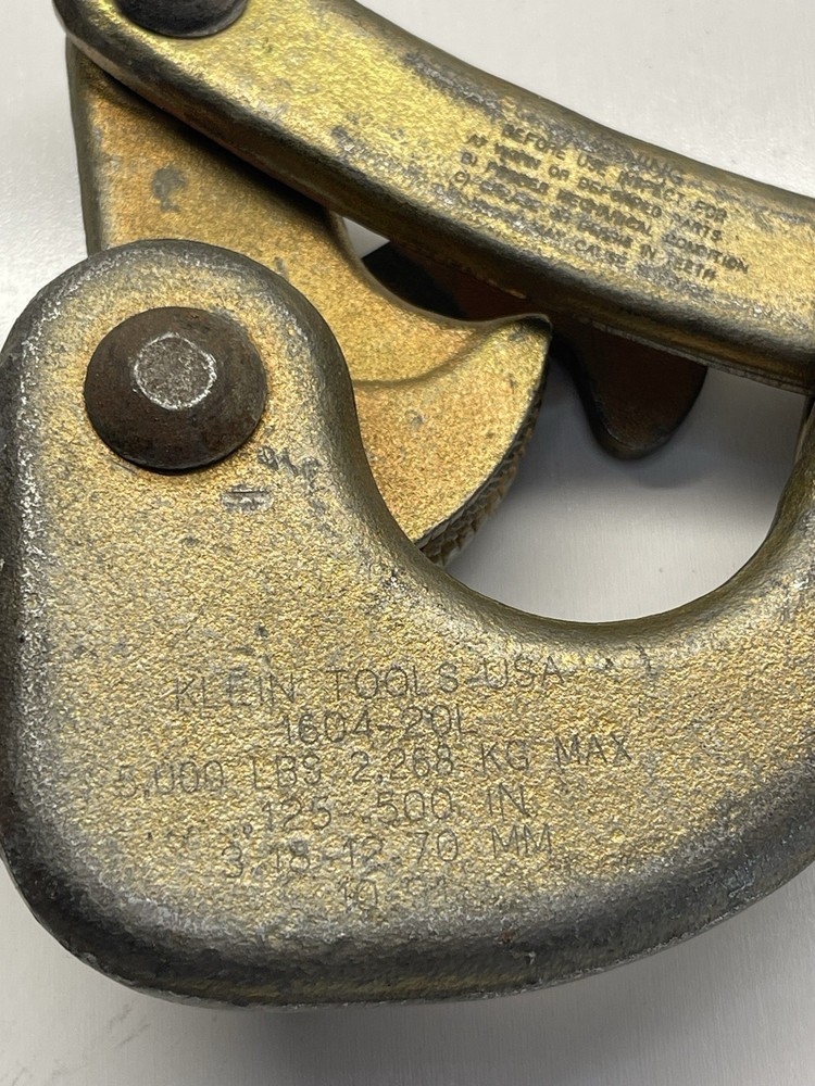 (2) NICE - KLEIN TOOLS Haven Cable Pulling Grip 5000Lbs .125 -. 50 in 1604-20L