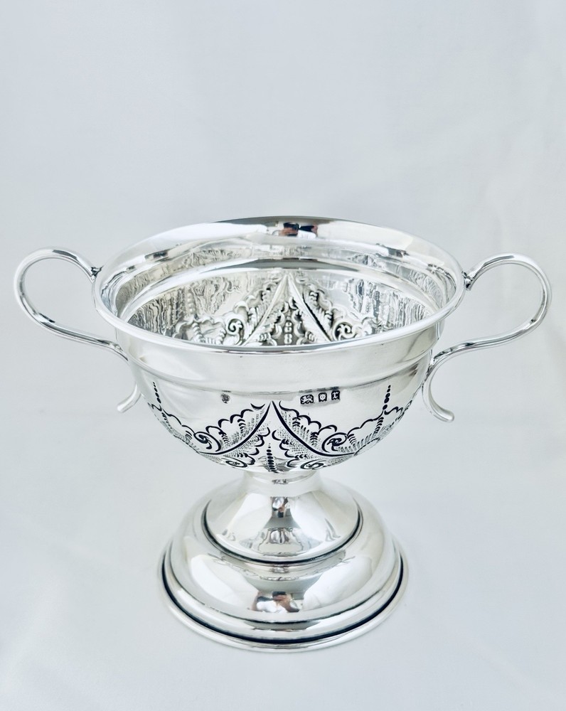 Solid Sterling Silver Twin Handled Cup London Fully Hallmarked 1932