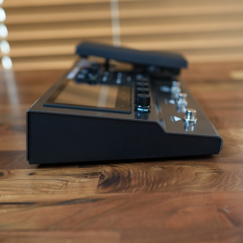 BOSS GX-10 Multi Effects Processor Guitar Pedal