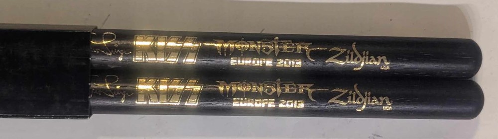 Eric Singer KISS MONSTER EUROPE  Drumsticks Eric Singer KISS Personal Collection