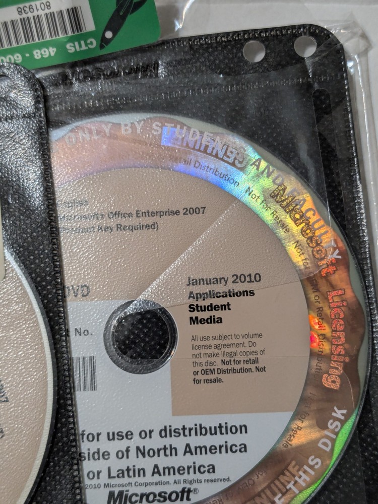 Microsoft Office XP Professional Application Student Media / 7 discs Dates Vary