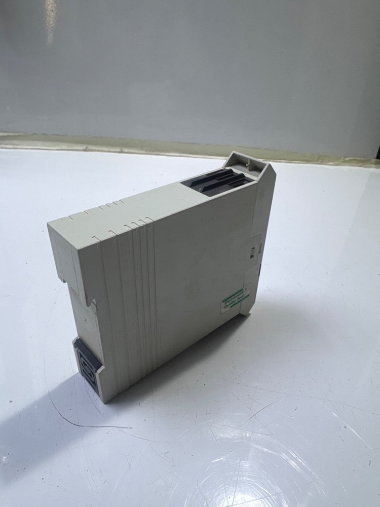 USED CARLO GAVAZZI EMBCT23 MULTI TIMER