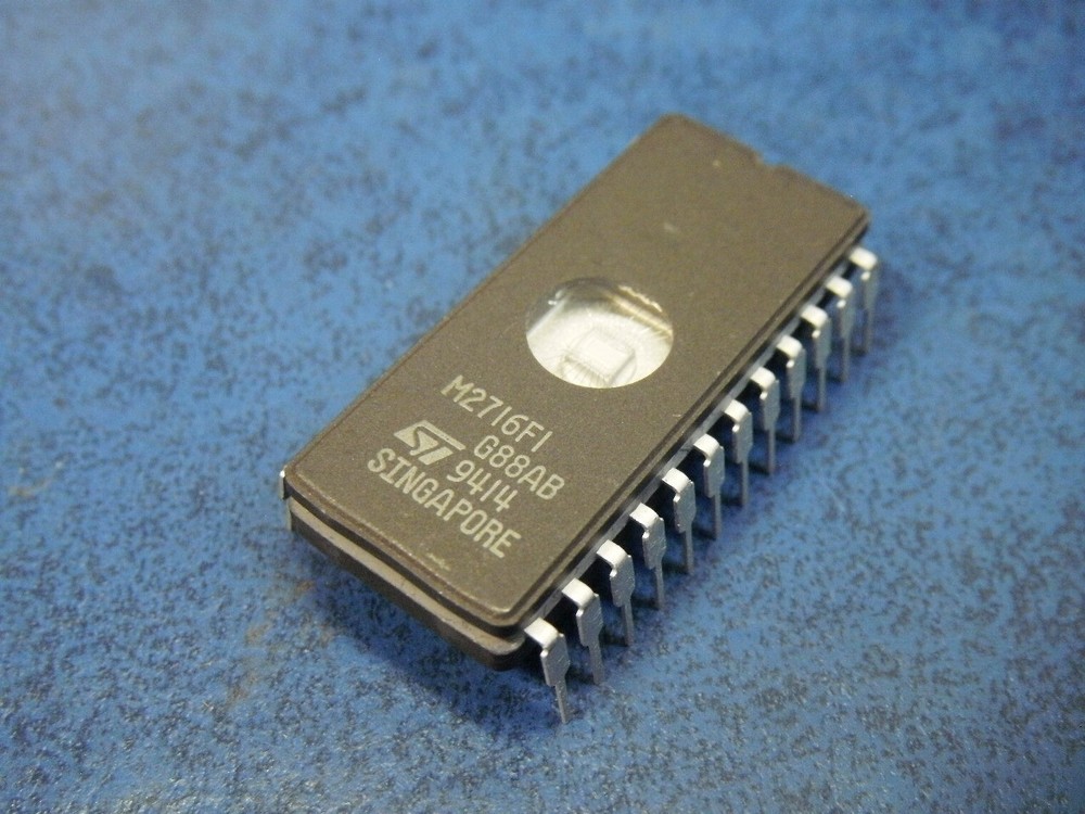 ST Micro M2716F1 IC Memory Chip EPROM 2Kx8
