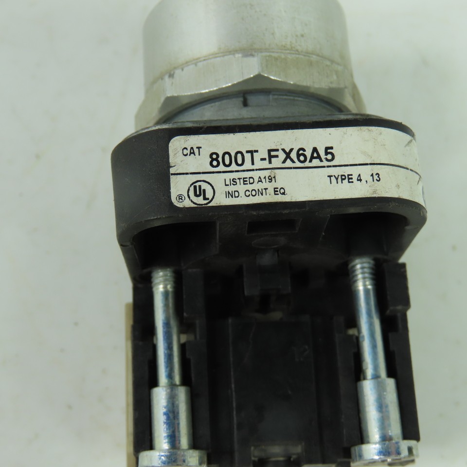 Allen-Bradley 800T-FX6A5 2-Position Push-Pull Pushbutton Operator 30.5mm Ser T