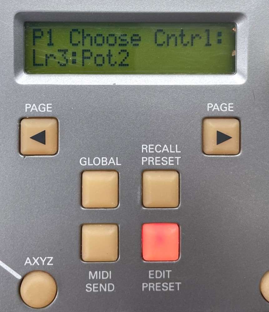 Alesis Photon X25 USB/MIDI Keyboard Controller Powers On Working but Read