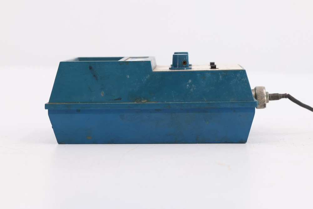 VWR Scientific Vintage Analog pH Meter with Electrode & Temp Compensation